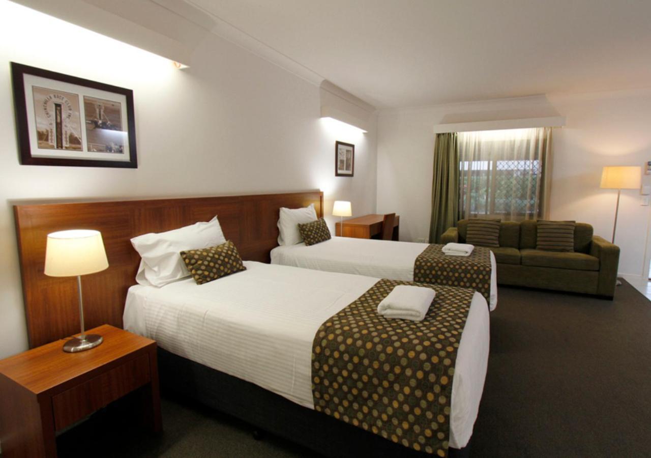 Chinchilla Downtown Motor Inn Dış mekan fotoğraf