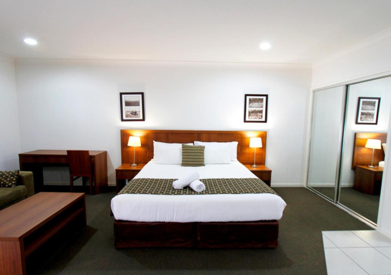 Chinchilla Downtown Motor Inn Dış mekan fotoğraf