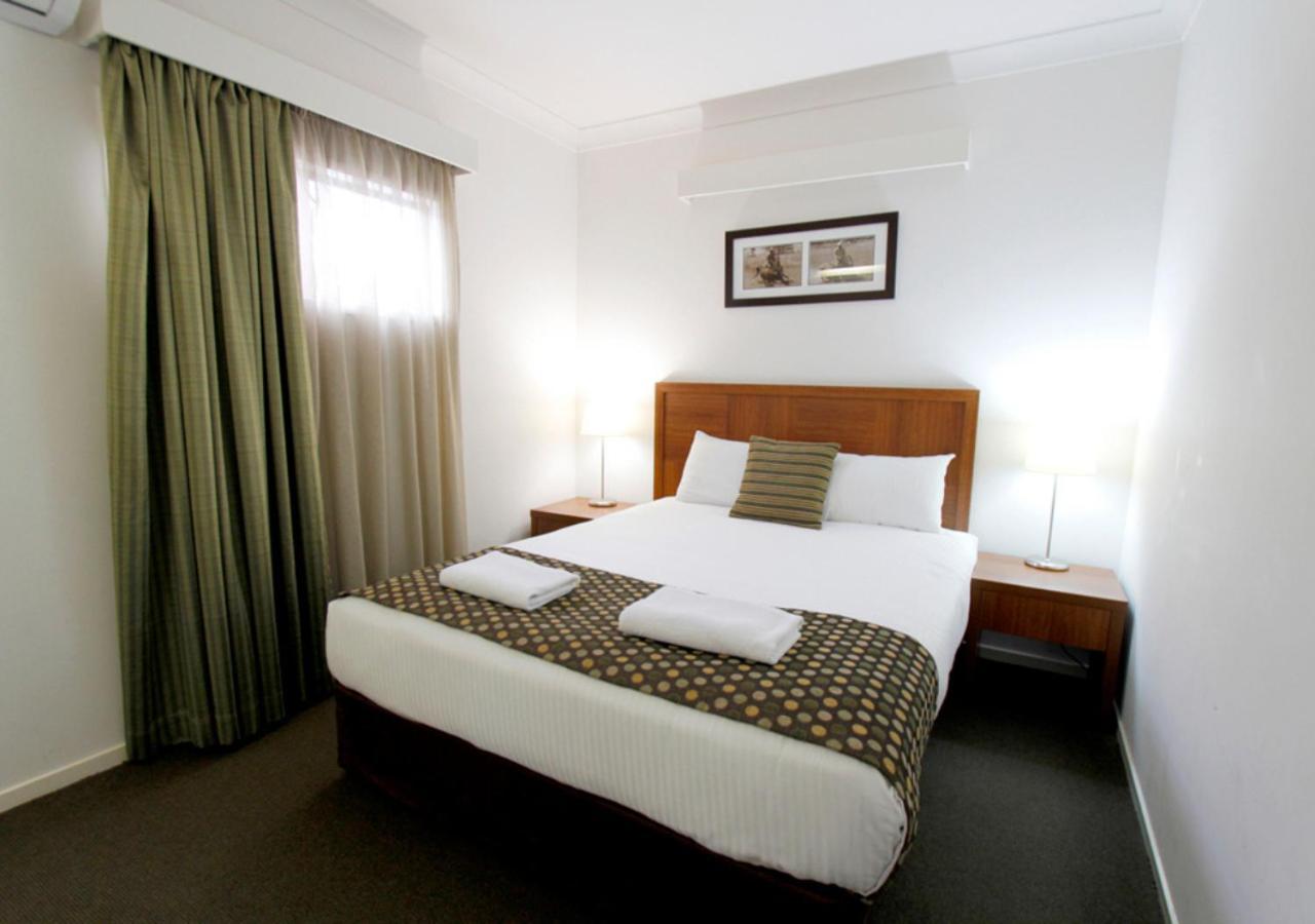 Chinchilla Downtown Motor Inn Dış mekan fotoğraf