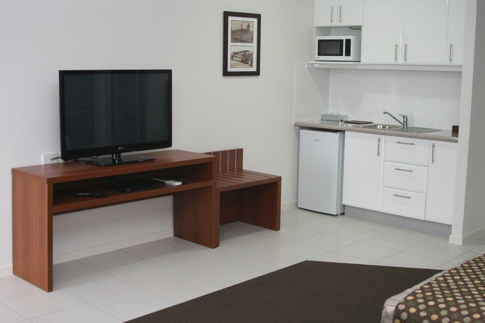 Chinchilla Downtown Motor Inn Dış mekan fotoğraf