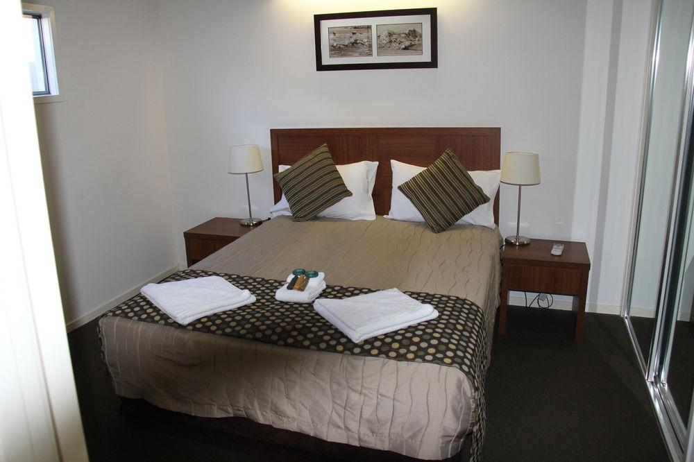 Chinchilla Downtown Motor Inn Dış mekan fotoğraf