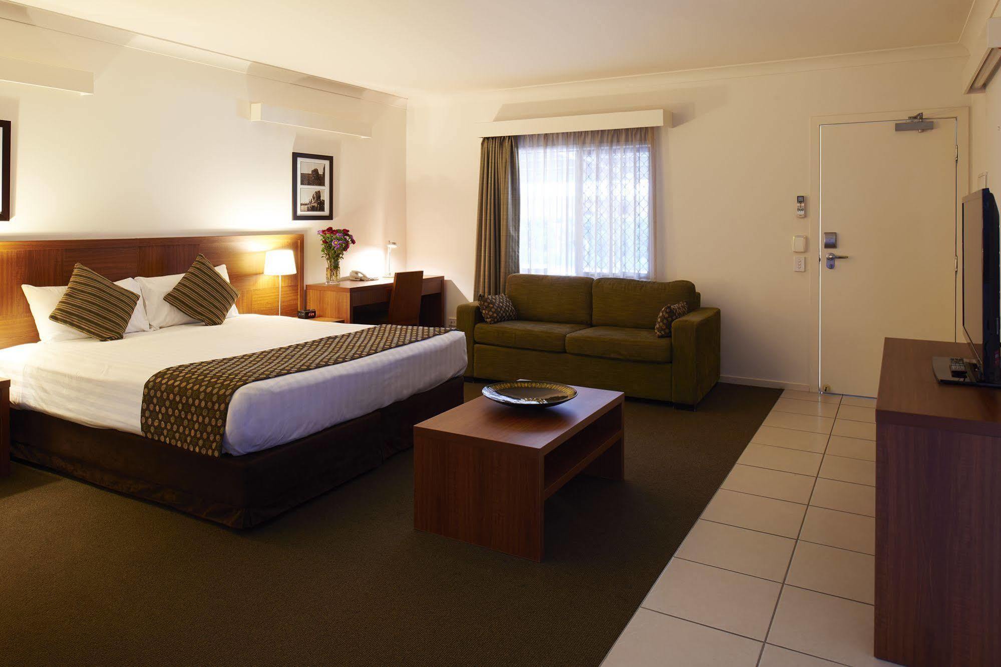 Chinchilla Downtown Motor Inn Dış mekan fotoğraf
